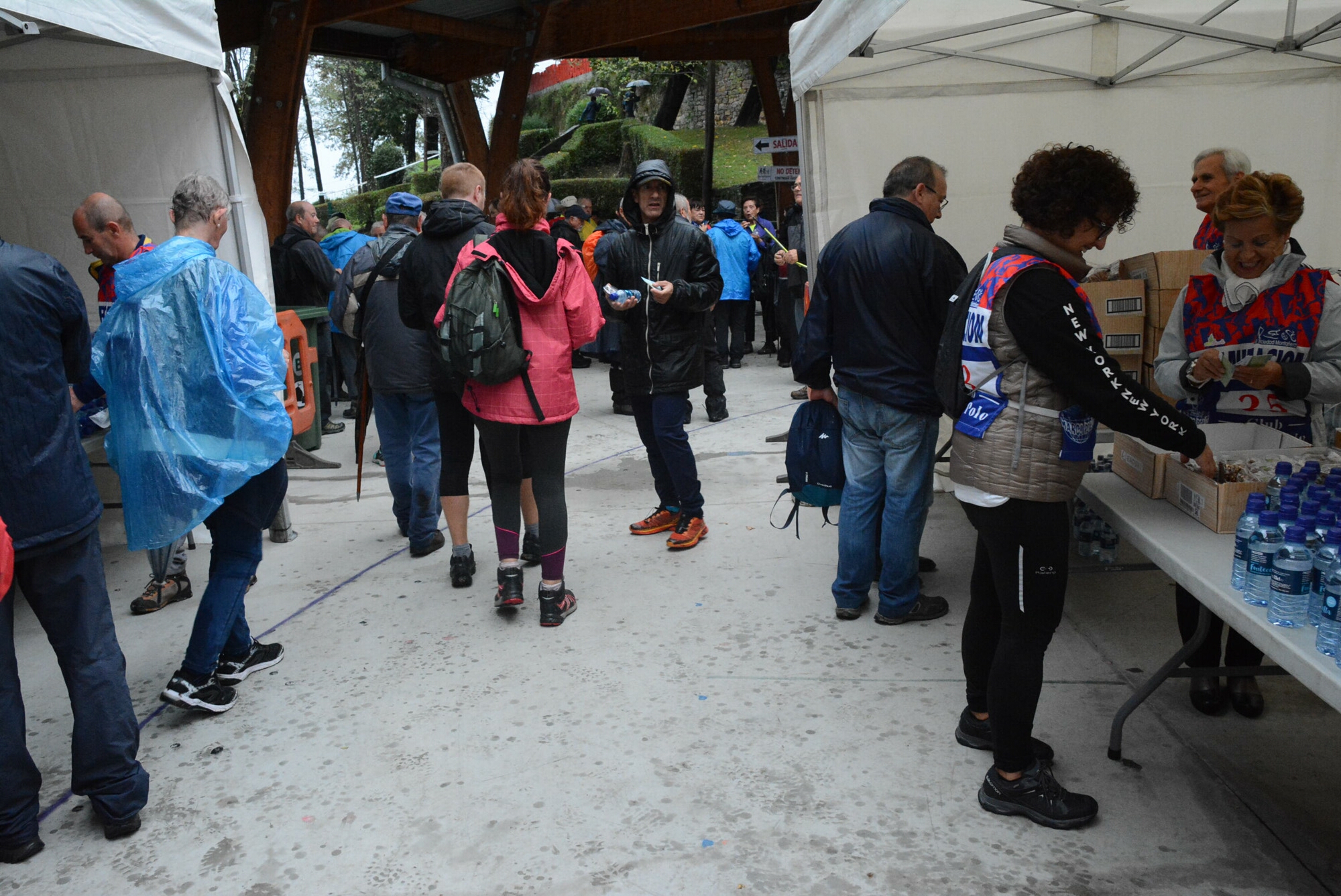 Foto 109 de la avituallamiento y mirador - Galería de la Subida a Artxanda 2019